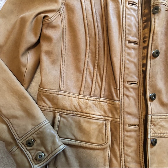 Leather jacket - Picture 13 of 15